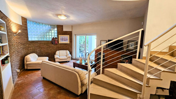 Image No.19-5 Bed Villa for sale