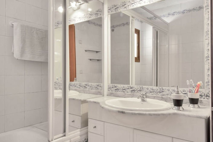 Image No.4-5 Bed Apartment for sale