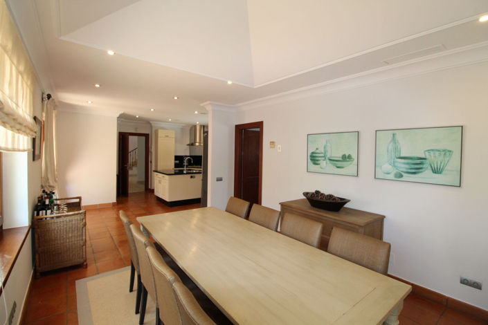 Image No.32-Villa de 6 chambres à vendre à Malaga