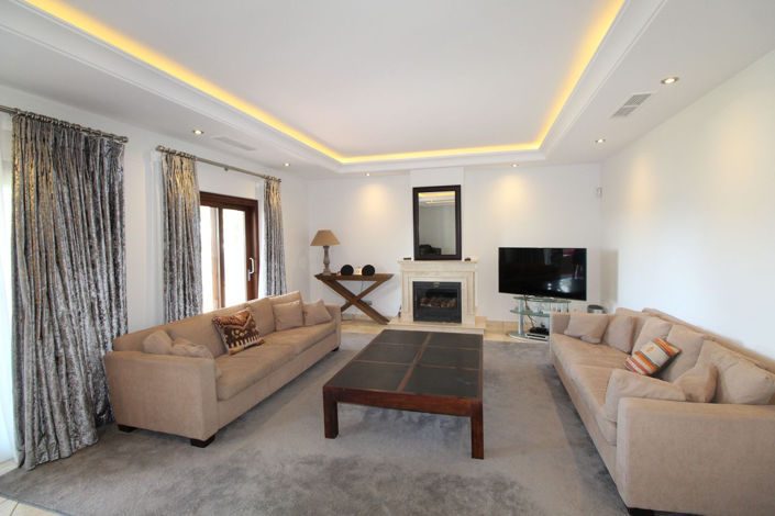 Image No.4-Villa de 6 chambres à vendre à Malaga