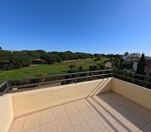 Image No.26-3 Bed Apartment for sale