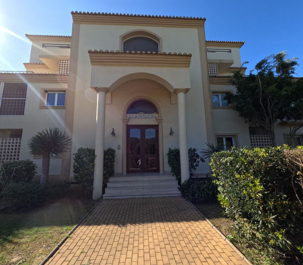 Image No.3-3 Bed Apartment for sale