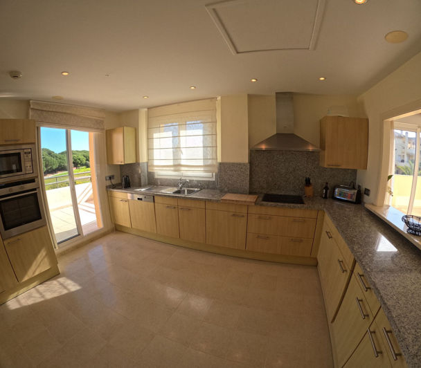 Image No.6-3 Bed Apartment for sale