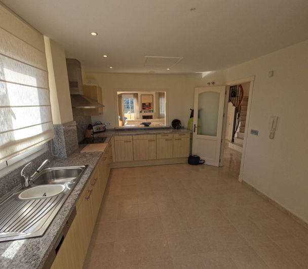 Image No.7-3 Bed Apartment for sale