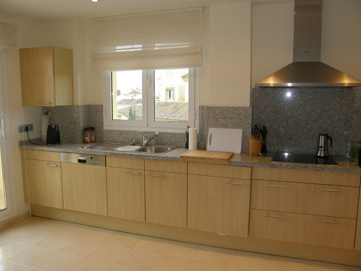 Image No.8-3 Bed Apartment for sale