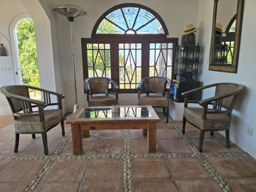 8-e64a9055bba3e77ac8aca3b893cdf826