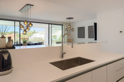 7-aa4cc561180b369757c0bb4af9886cd3