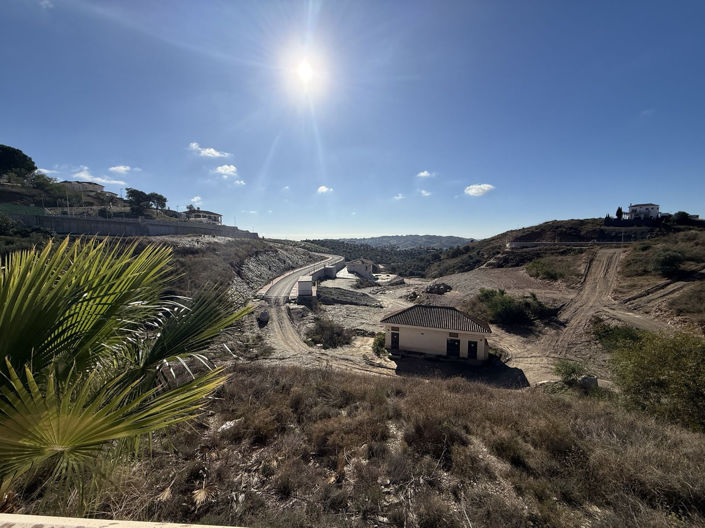 Image No.10-5 Bed Villa for sale