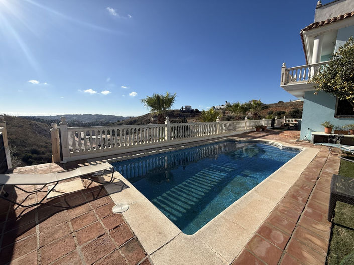 Image No.7-5 Bed Villa for sale