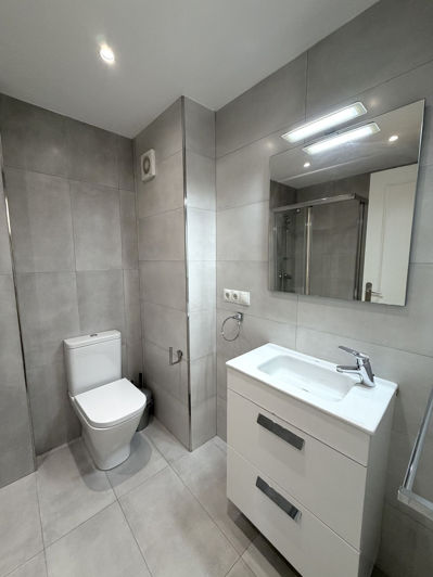 Image No.24-3 Bed Apartment for sale