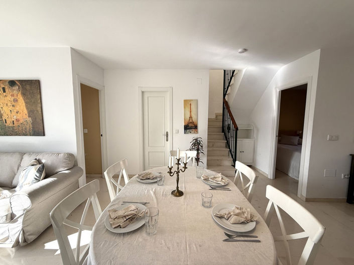 Image No.9-3 Bed Apartment for sale