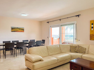 12-53013098fcab6c38b1379cd33298e050