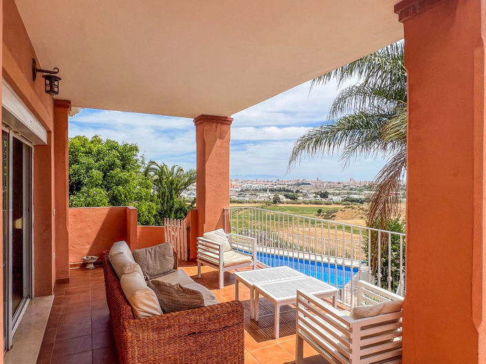 Image No.2-Villa de 4 chambres à vendre à Mijas