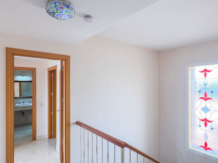 Image No.22-4 Bed Villa for sale