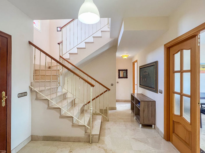 Image No.4-4 Bed Villa for sale