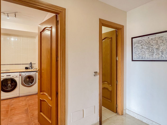 Image No.41-4 Bed Villa for sale