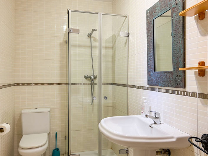 Image No.42-4 Bed Villa for sale