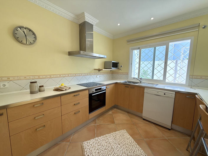 Image No.22-3 Bed Villa for sale