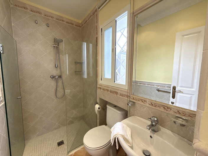 Image No.36-3 Bed Villa for sale