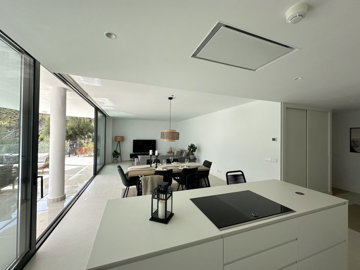 10-bb915d1cb19341576dcdc994b81ab9c5