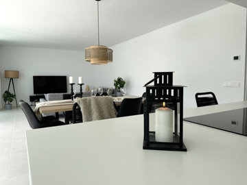 11-20939a0134ad724a8cb2a801094d15a4