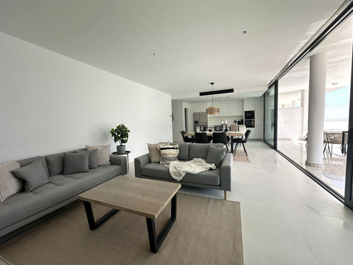 Image No.17-3 Bed Apartment for sale