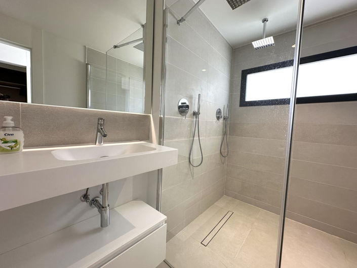 Image No.24-3 Bed Apartment for sale