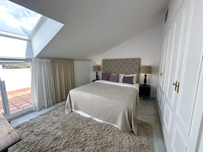 Image No.18-2 Bed Apartment for sale