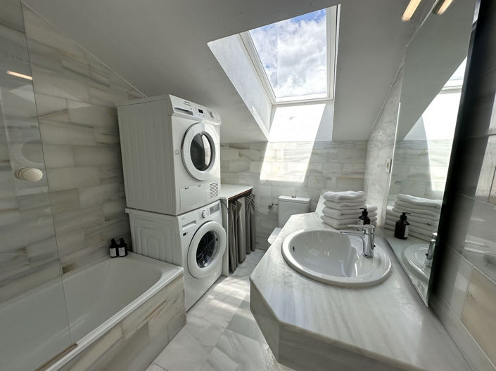 Image No.25-2 Bed Apartment for sale