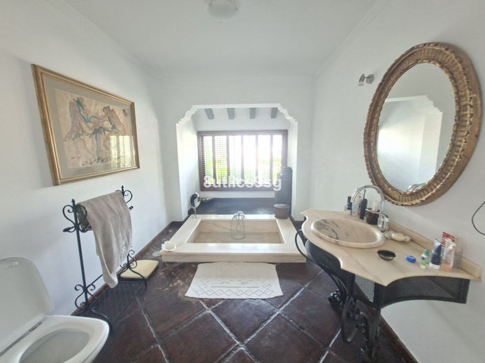 Image No.23-Villa de 5 chambres à vendre à Nueva Andalucia