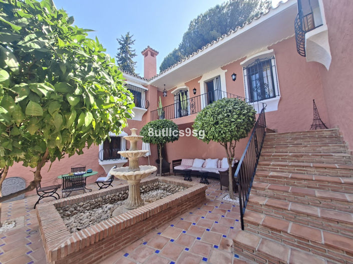 Image No.4-5 Bed Villa for sale