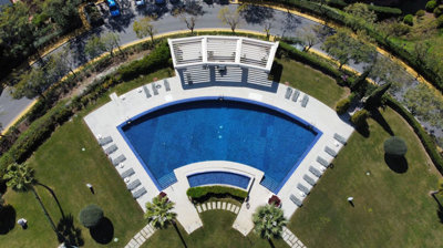 12-53013098fcab6c38b1379cd33298e050