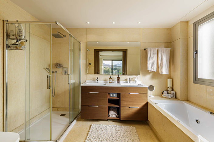 Image No.6-3 Bed Apartment for sale