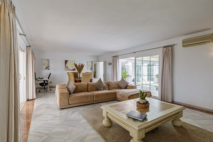 Image No.7-5 Bed Villa for sale