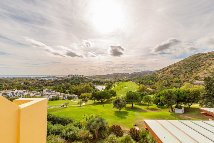 Image No.19-3 Bed Apartment for sale