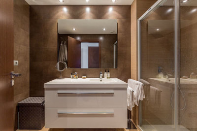 13-5fd73dea700db77384c091ca9818b1a9