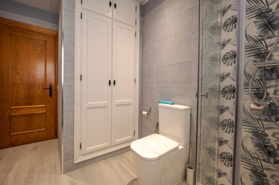 13-5fd73dea700db77384c091ca9818b1a9