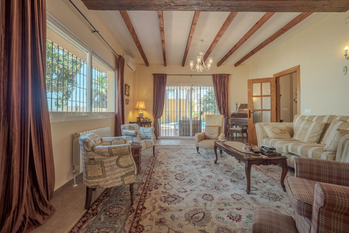 Image No.3-5 Bed Villa for sale