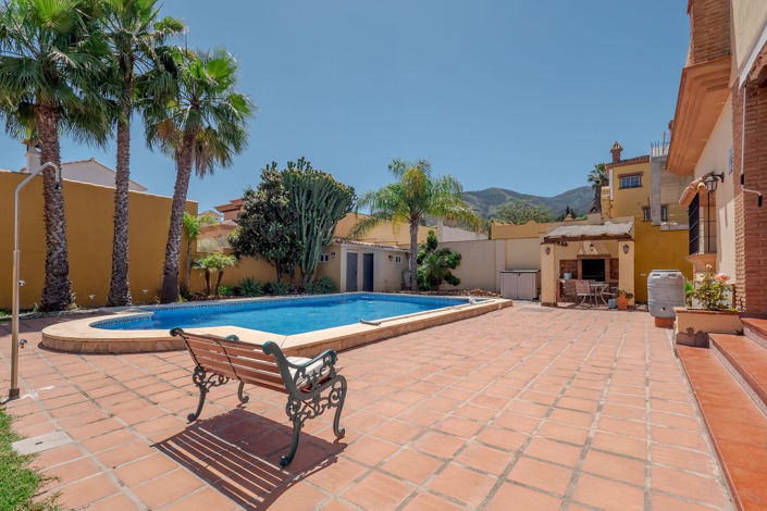 Image No.38-5 Bed Villa for sale