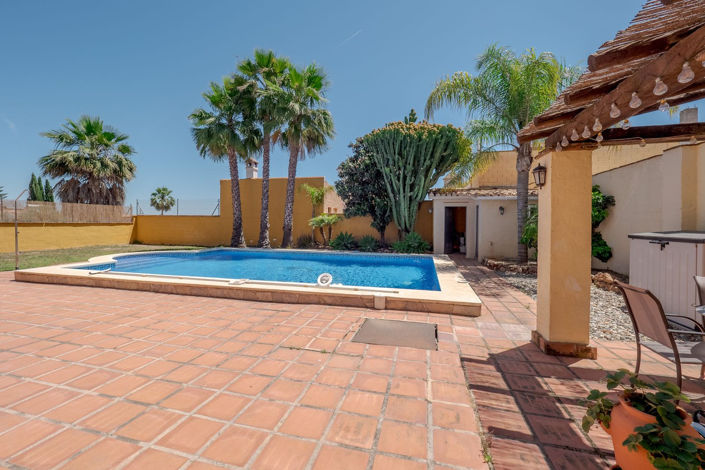 Image No.39-5 Bed Villa for sale