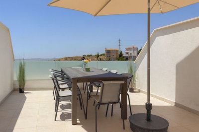 12-53013098fcab6c38b1379cd33298e050