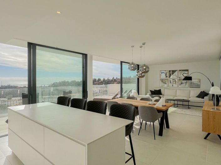 Image No.11-3 Bed Apartment for sale