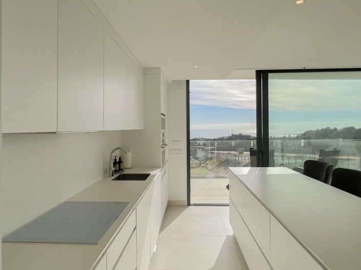 Image No.18-3 Bed Apartment for sale