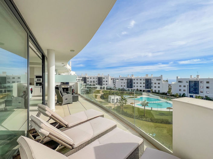 Image No.20-3 Bed Apartment for sale