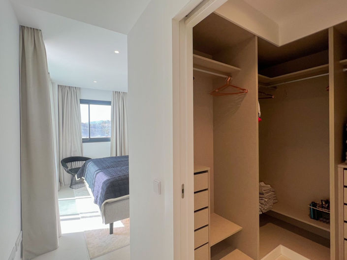 Image No.36-3 Bed Apartment for sale