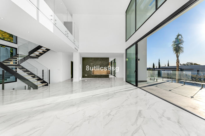 Image No.4-6 Bed Villa for sale