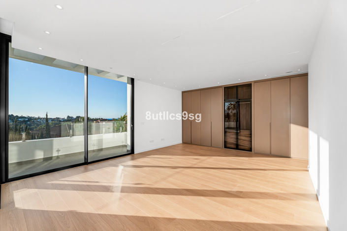 Image No.7-6 Bed Villa for sale