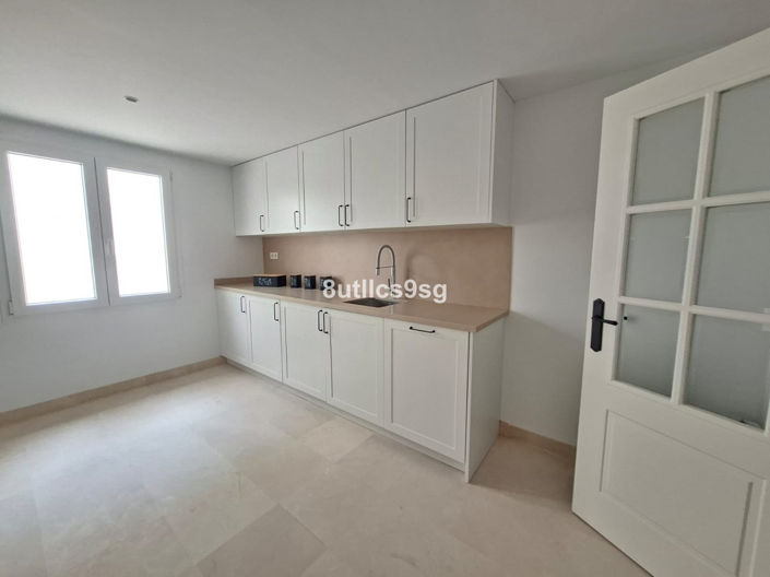 Image No.18-2 Bed Apartment for sale