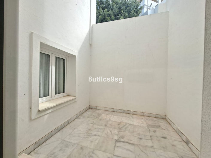 Image No.21-2 Bed Apartment for sale