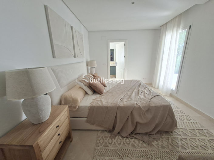 Image No.25-2 Bed Apartment for sale